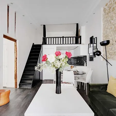 Stunning - 2br-6p - Grand Boulevard *