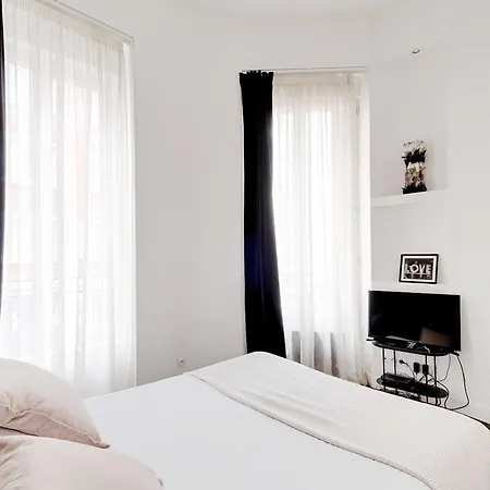 Stunning - 2br-6p - Grand Boulevard *